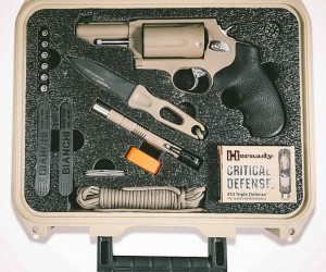 taurus-first-24-hours-doomsday-prepper-survival-kit-640x533